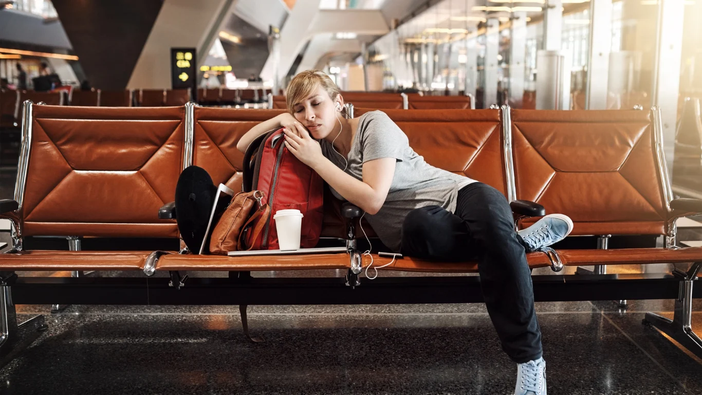 How to Avoid Jet Lag: Expert Tips for Frequent Travelers